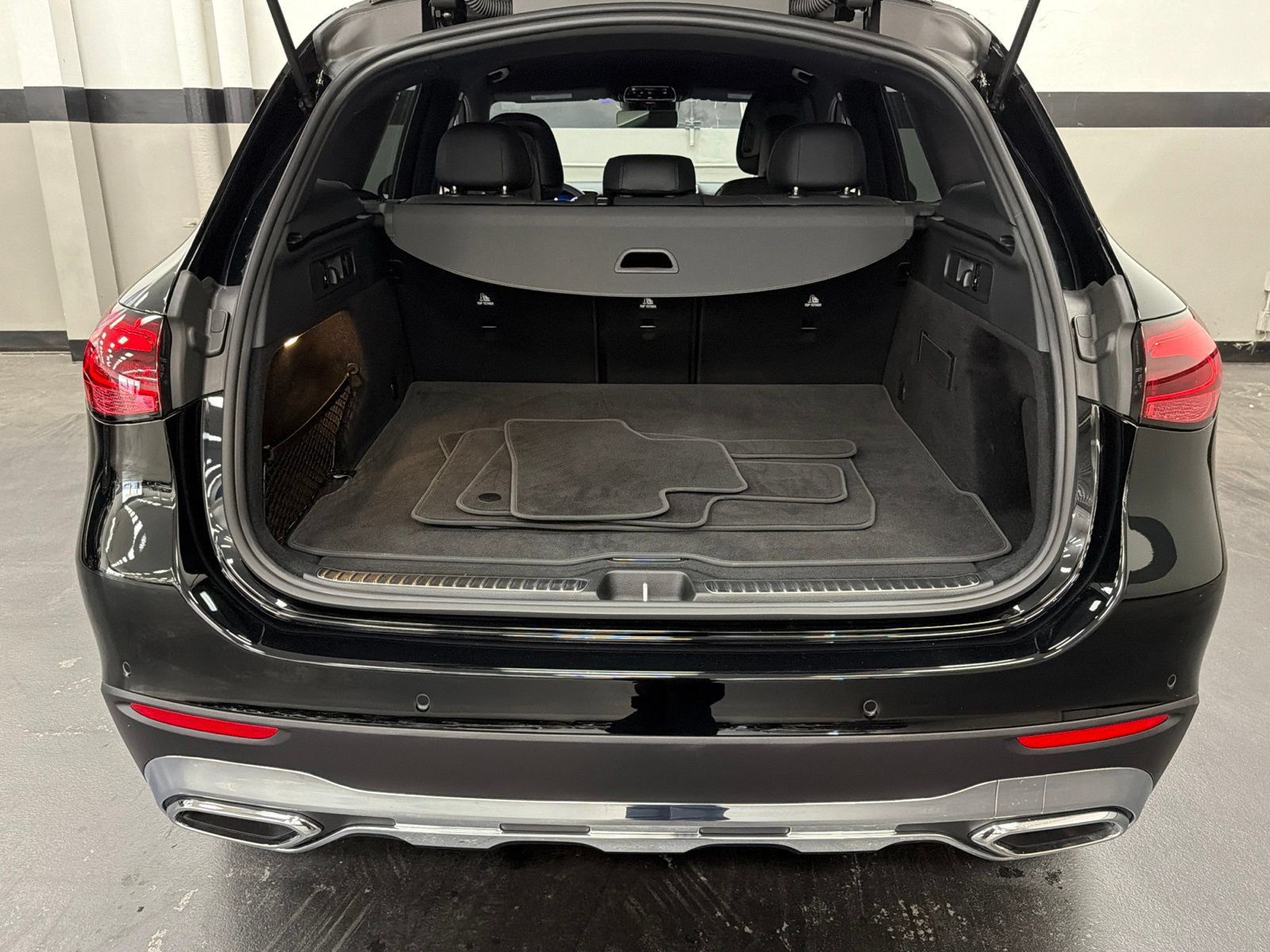 Certified 2026 Mercedes-Benz GLC 300 image 16