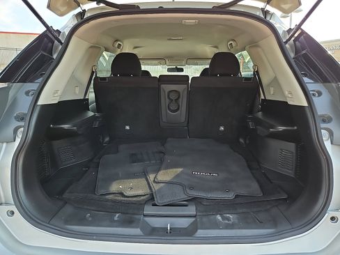 Used 2015 Nissan Rogue SV AWD/4WD image 28