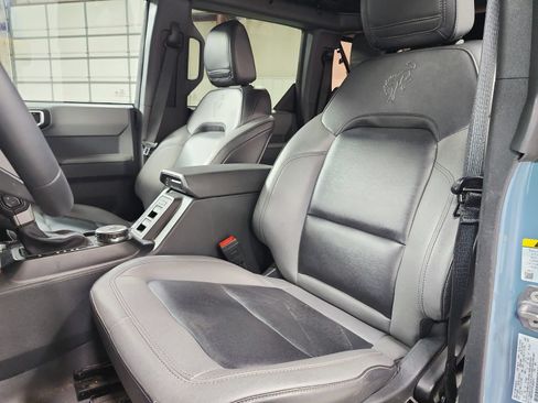 Used 2023 Ford Bronco Black Diamond AWD/4WD image 11