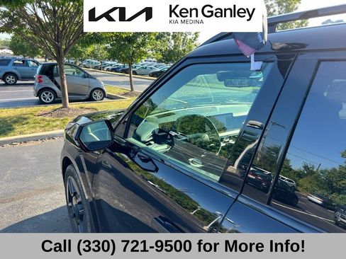 Certified 2024 Kia EV9 GT-Line AWD/4WD image 21