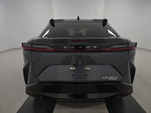 Used 2023 Lexus RZ 450e Premium image 5