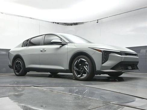 Used 2026 Kia K4 EX FWD image 41
