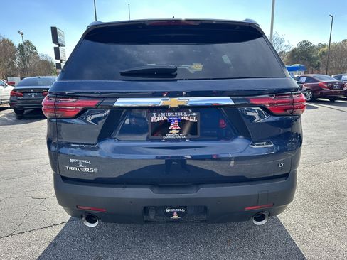 Used 2022 Chevrolet Traverse LT w/ LPO, Floor Liner Package image 7