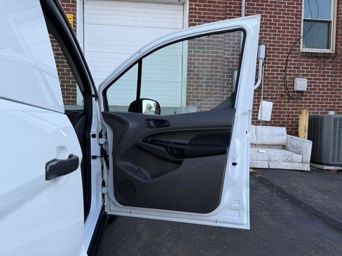 Used 2020 Ford Transit Connect XL FWD image 14