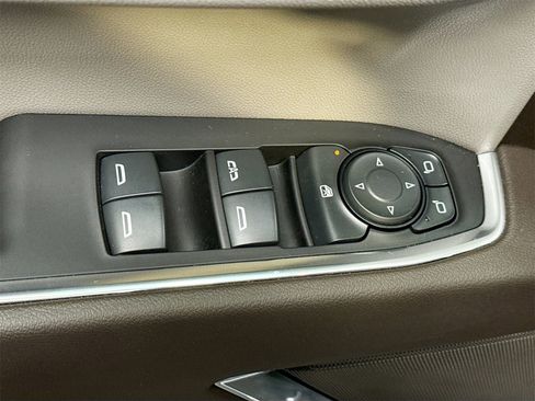 Used 2023 Chevrolet Silverado 1500 LT w/ Protection Package image 18