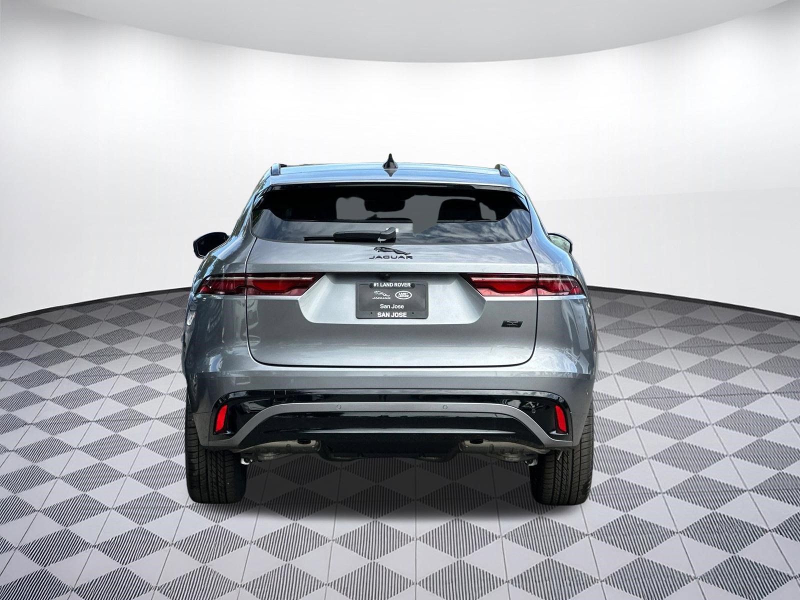 New 2026 Jaguar F-PACE R-Dynamic S AWD/4WD image 9