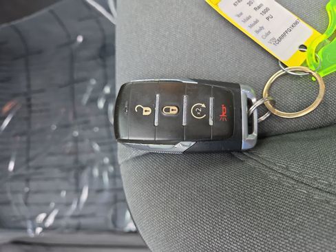 Used 2019 RAM 1500 Big Horn AWD/4WD image 28