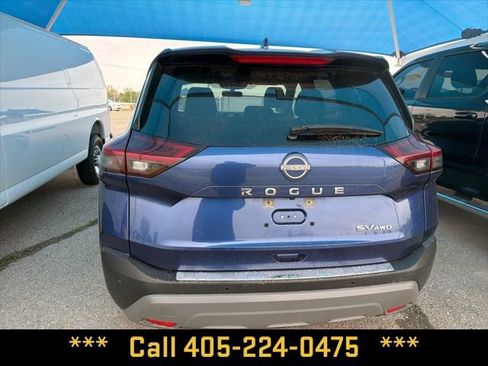 Used 2023 Nissan Rogue SV image 16