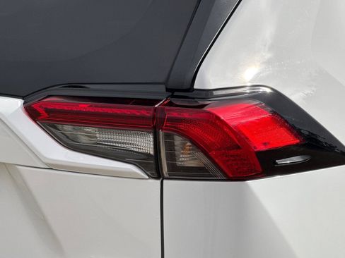 Certified 2025 Toyota RAV4 XLE AWD/4WD image 52