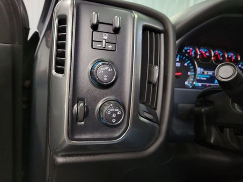 Used 2018 Chevrolet Silverado 1500 LT w/ All Star Edition AWD/4WD image 20