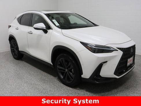 Used 2023 Lexus NX 450h+ 450h+ Luxury 2.5L/Electric image 4
