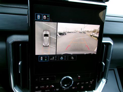 Used 2025 GMC Acadia Elevation image 20