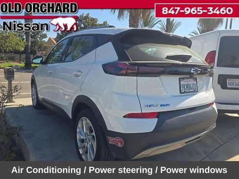 Used 2023 Chevrolet Bolt EUV LT w/ Driver Confidence Package FWD image 5