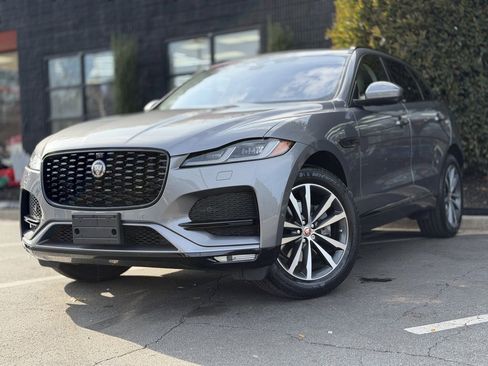 Used 2021 Jaguar F-PACE S image 2