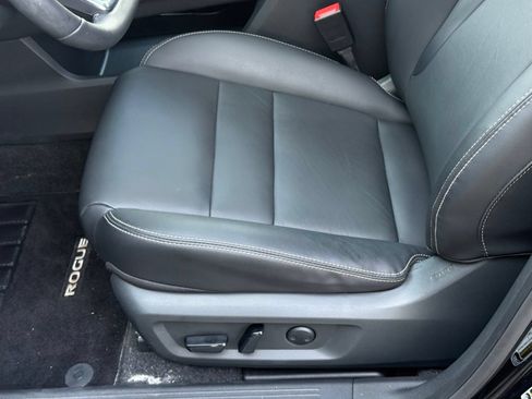 Used 2023 Nissan Rogue SL w/ SL Premium Package AWD/4WD image 2