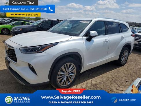 Used 2022 Toyota Highlander Platinum AWD/4WD image 1