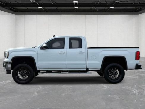 Used 2018 GMC Sierra 1500 SLE w/ SLE Value Package AWD/4WD image 8