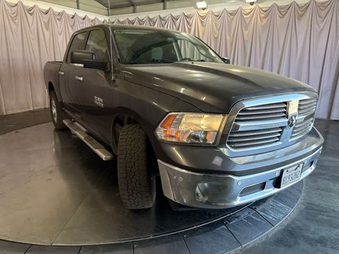 Used 2017 RAM 1500 Big Horn RWD image 3
