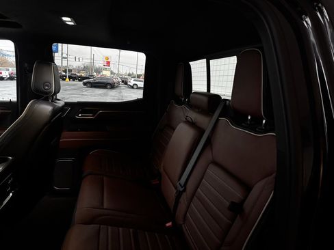 Used 2024 GMC Sierra 1500 Denali Ultimate image 30