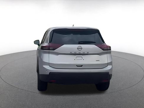 Used 2025 Nissan Rogue SV AWD/4WD image 10