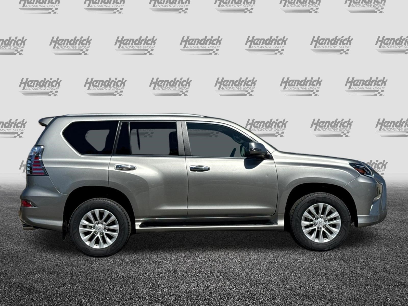 Certified 2023 Lexus GX 460 Premium w/ Premium Plus Package AWD/4WD image 3