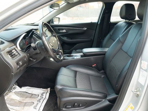 Used 2020 Chevrolet Impala LT image 22