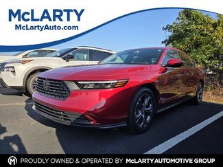 Used 2023 Honda Accord EX video 1