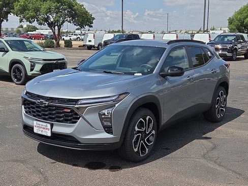 New 2026 Chevrolet Trax RS w/ Driver Confidence Package FWD image 1