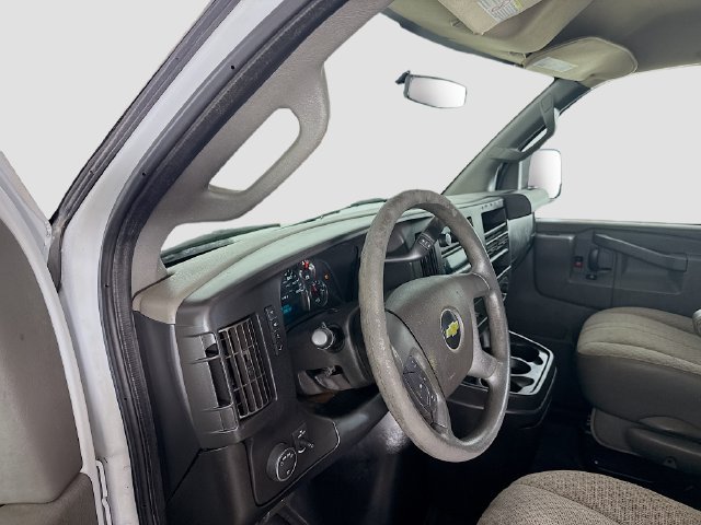 Used 2017 Chevrolet Express 2500 RWD image 19