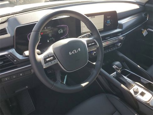 New 2025 Kia Telluride LX image 22