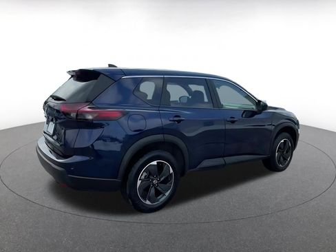 Used 2025 Nissan Rogue SV image 15