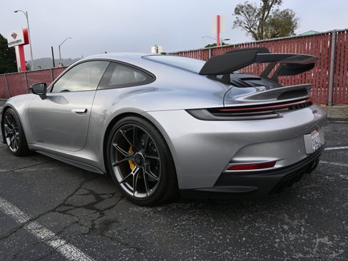 Used 2022 Porsche 911 GT3 image 14