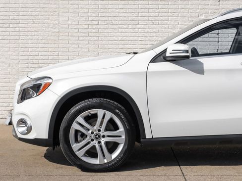 Used 2018 Mercedes-Benz GLA 250 w/ Premium Package image 11