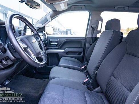 Used 2018 Chevrolet Silverado 1500 LT image 22
