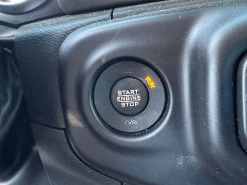 Used 2023 Jeep Wrangler Unlimited image 13