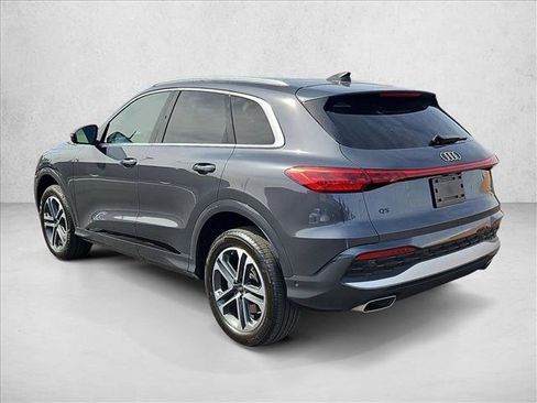 Certified 2025 Audi Q5 Premium w/ Convenience Package AWD/4WD image 7