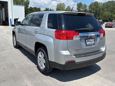 Used 2011 GMC Terrain SLE FWD image 3