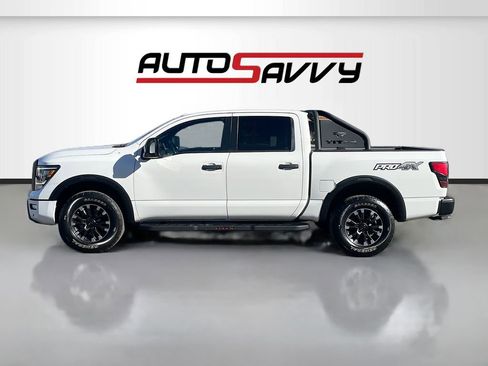 Used 2021 Nissan Titan PRO-4X w/ Pro-4x Convenience Package image 4