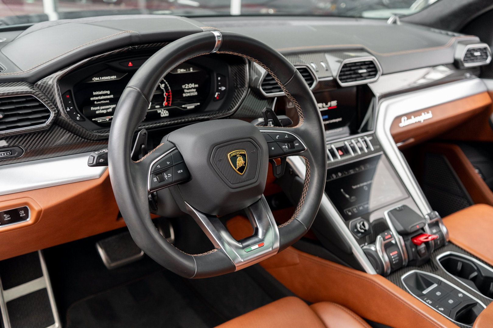 Used 2022 Lamborghini Urus AWD/4WD image 15