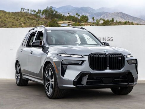 Certified 2025 BMW X7 M60i image 8