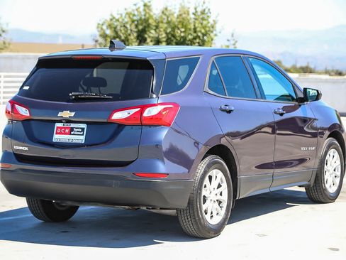 Used 2019 Chevrolet Equinox LS w/ LS Convenience Package FWD image 5