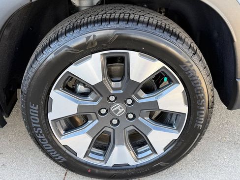 Certified 2026 Honda Pilot Elite image 11