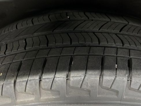 Used 2023 Dodge Durango SXT image 31