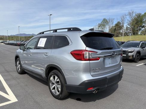 Certified 2025 Subaru Ascent Premium AWD/4WD image 6