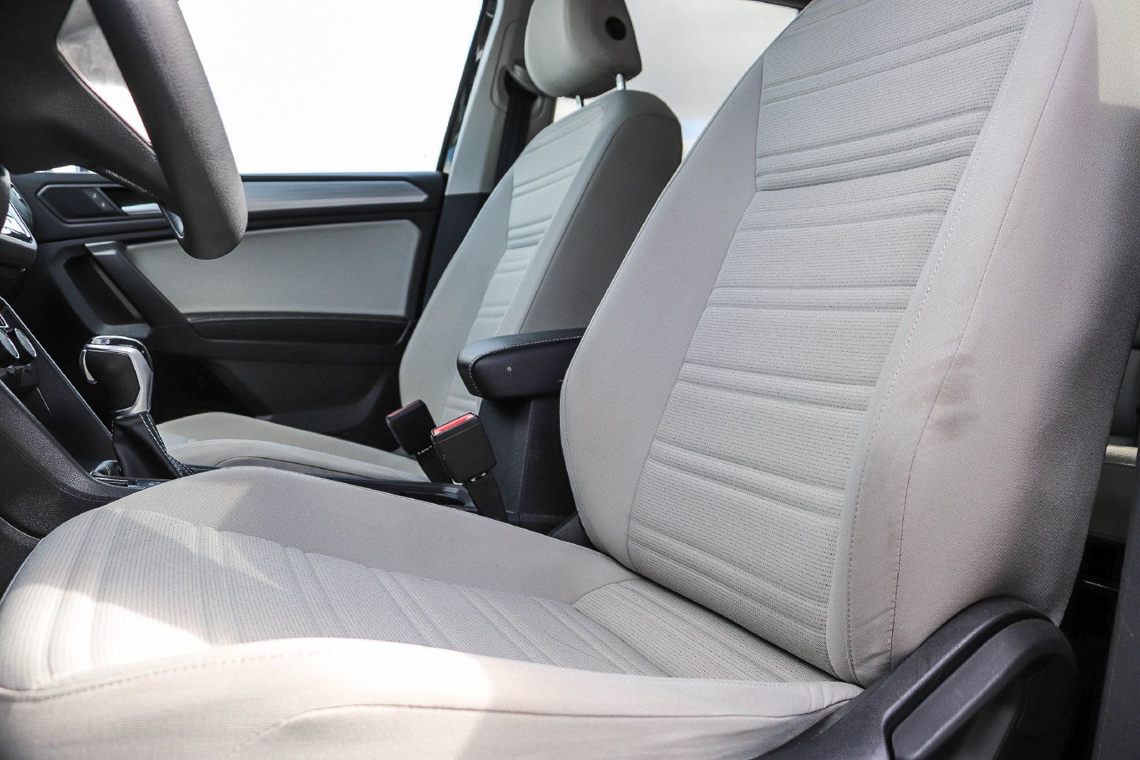 Used 2022 Volkswagen Tiguan S FWD image 24