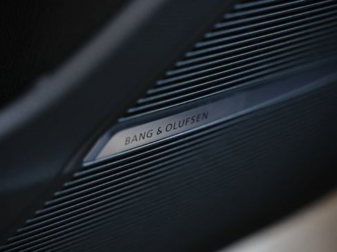 New 2026 Audi Q8 Premium Plus image 18