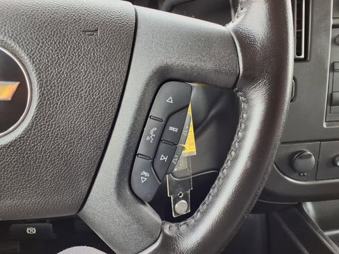 Used 2021 Chevrolet Express 3500 w/ Power Convenience Package image 15