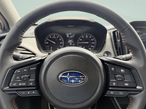 Used 2025 Subaru Crosstrek 2.5i Limited w/ Popular Package #4A image 31