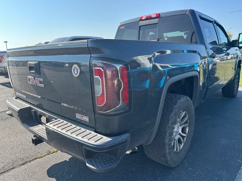 Used 2018 GMC Sierra 1500 SLT AWD/4WD image 3