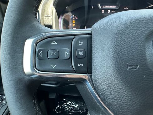 New 2026 RAM 2500 Laramie AWD/4WD image 22